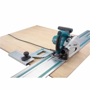Makita SP6000 avec fausse équerre